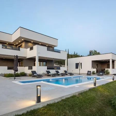 Villa Bura-2